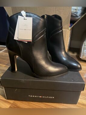 Tommy Hilfiger Black Leather High-Heel Ankle Boots